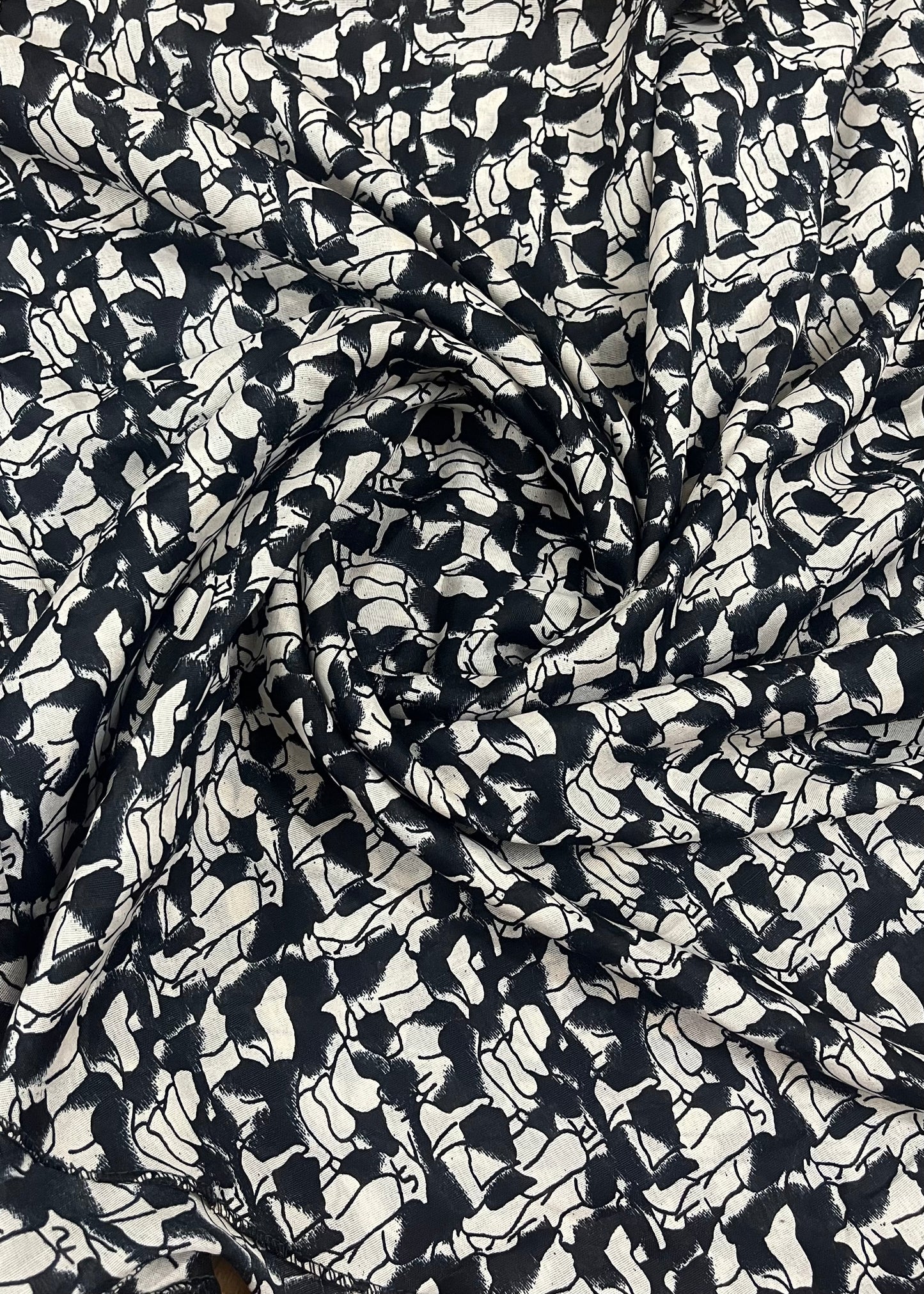 2 In 1  Printed Namaz Chaddar + Abaya 157 With Sleeves And Niqab (Stitched)